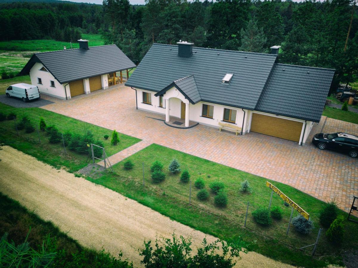 Lesny Dworek Snochowice Exterior photo